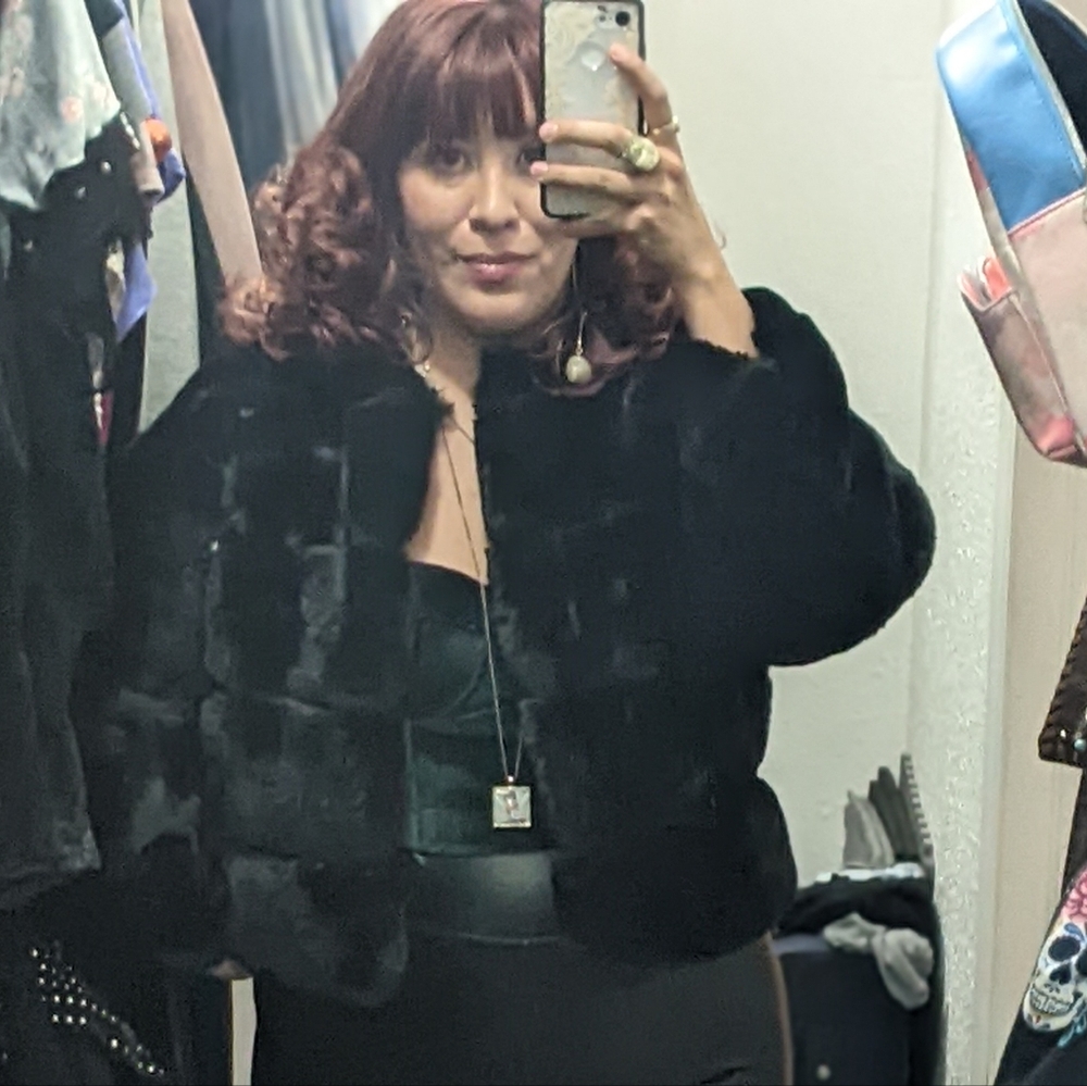 Papaya Luxurious Black Faux Fur Jacket - Picture 9 of 9